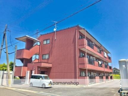 滋賀県野洲市冨波甲 3階建