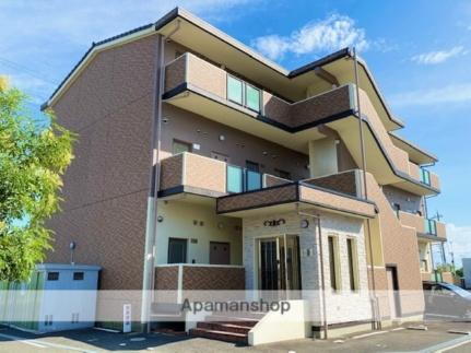 エルミナコート八日市ＩＩ 3階建