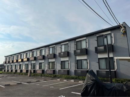 レオパレススタジオＭ日野 2階建