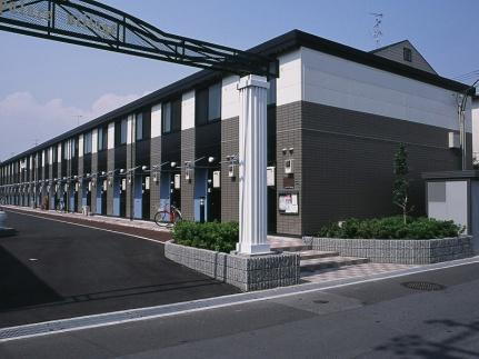 レオパレスクレール 2階建