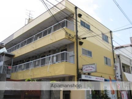 大阪府東大阪市小阪２丁目 3階建