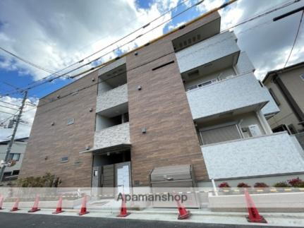 大阪府八尾市山本町２丁目 3階建 