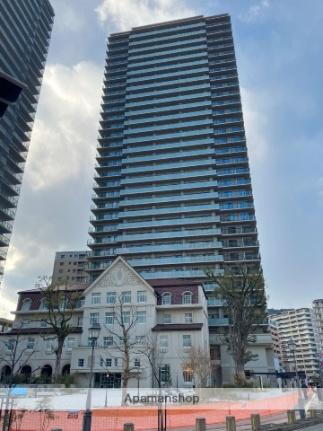 ジオタワー宝塚グランレジス 32階建