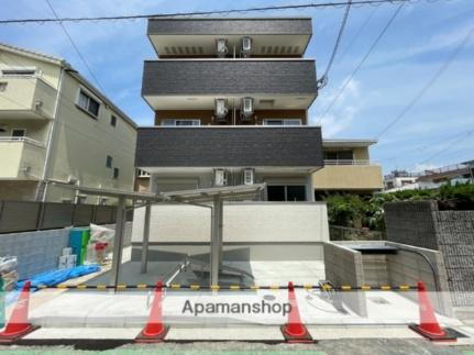 兵庫県西宮市今津社前町 3階建