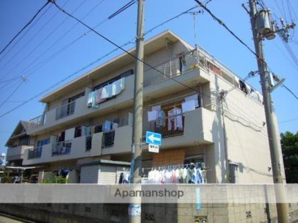 兵庫県西宮市浜甲子園２丁目 3階建