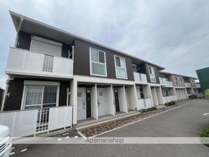 和歌山県和歌山市新在家 2階建