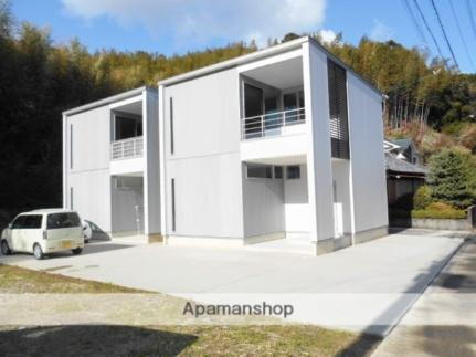 サンスクエア入山 2階建