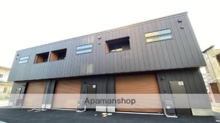 ＢＡＳＥ　ＫＯＵＲＡＫＵ下中野　西側 2階建