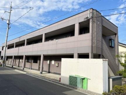 Ｆｉｒｓｔ．Ｖｉｌｌａ 2階建