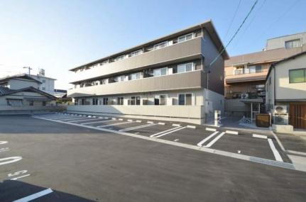 岡山県倉敷市西富井 3階建 築4年10ヶ月
