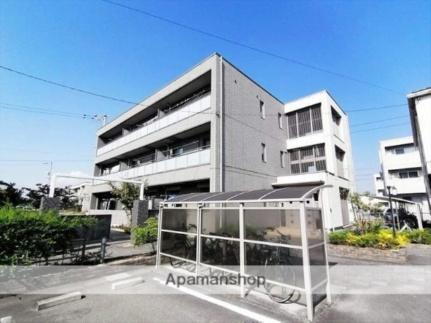 岡山県倉敷市西中新田 3階建