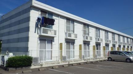 レオパレスハピネス 2階建