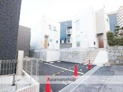ラゾーナ　府中南Ｅ 2階建