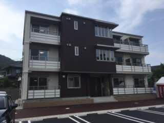 山口県山口市小郡下郷 3階建 築7年2ヶ月