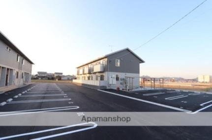 香川県高松市仏生山町甲 2階建 築6年7ヶ月