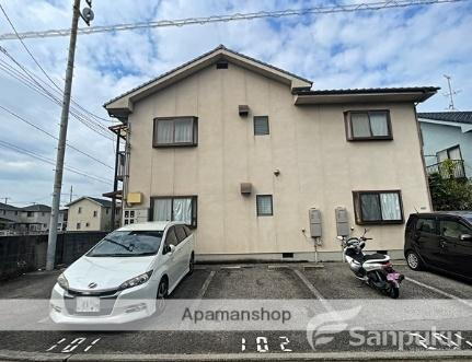 雅ハイツ 2階建