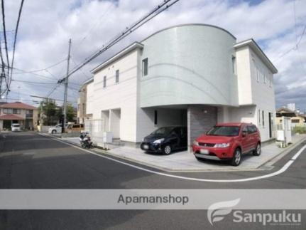 Ｑｕａｔｒｅ　ｓａｉｓｏｎｓ 2階建