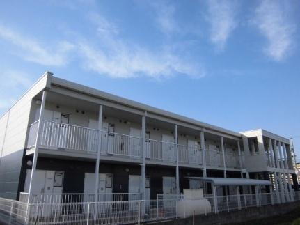レオパレスプレミール 2階建