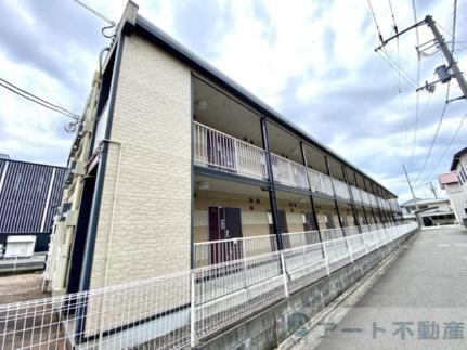レオパレスソレーユ 2階建
