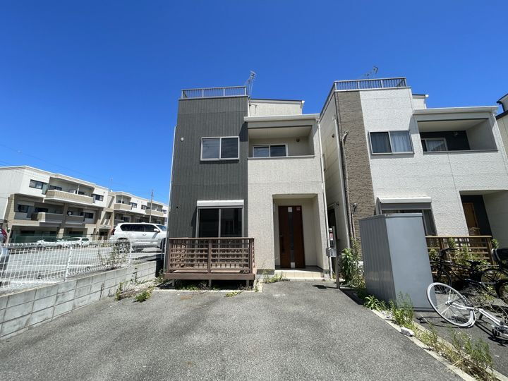 ブランベール南別府 2階建