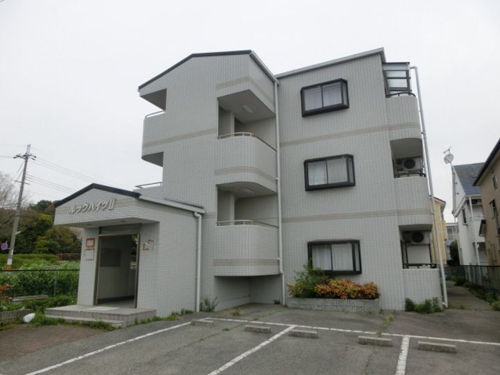 ルックハイツⅡ 3階建