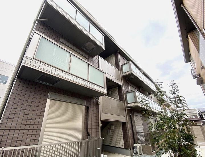 トリニティⅠ号館 3階建