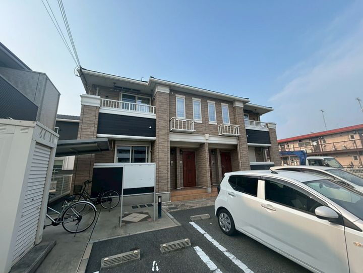 グリュック高浜 2階建
