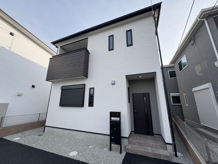 サンサージュ加納原田 2階建