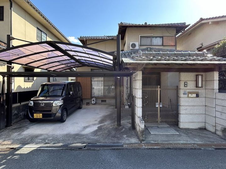 姫路市東辻井３丁目戸建 2階建