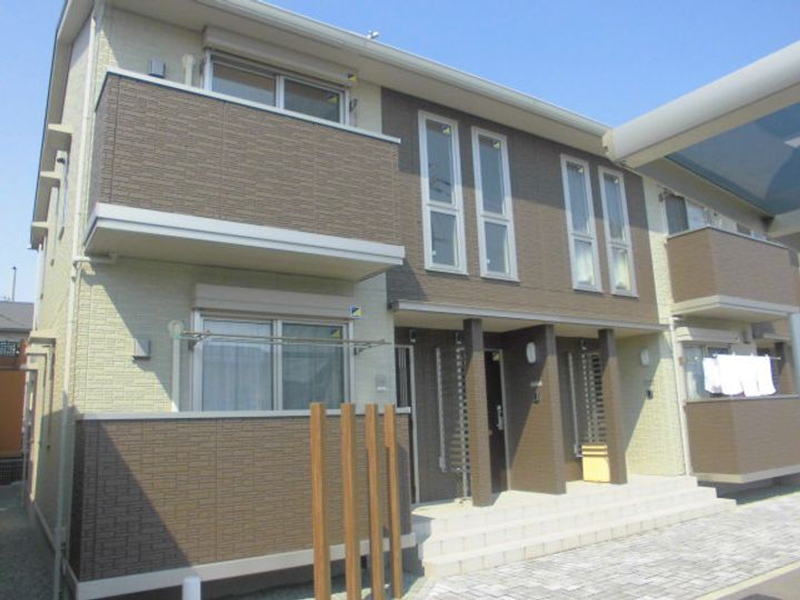 レトワール 2階建
