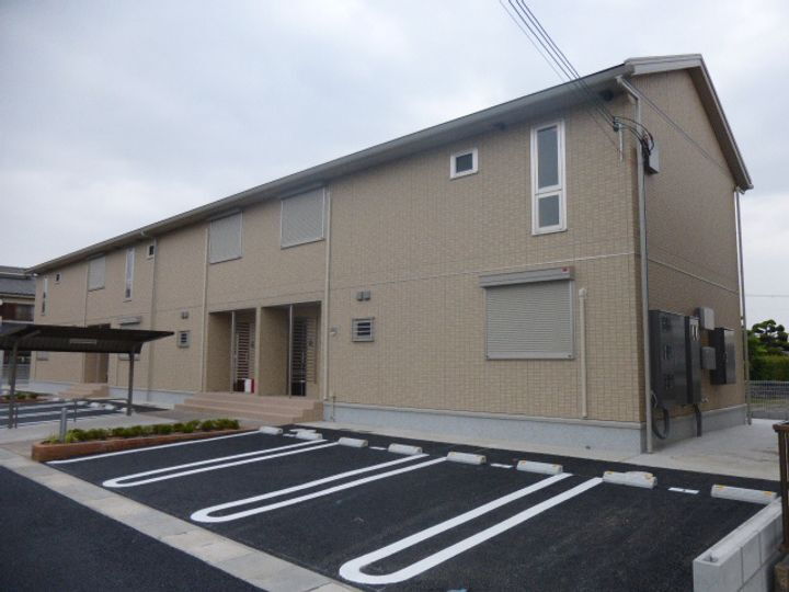 フラッツエム　Ａ棟 2階建
