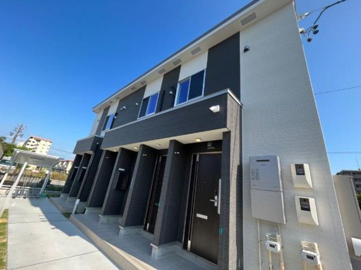 愛知県名古屋市中川区新家２丁目 築1年5ヶ月 2階建