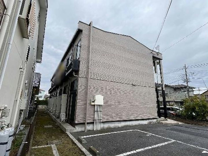 埼玉県三郷市鷹野５丁目 賃貸アパート