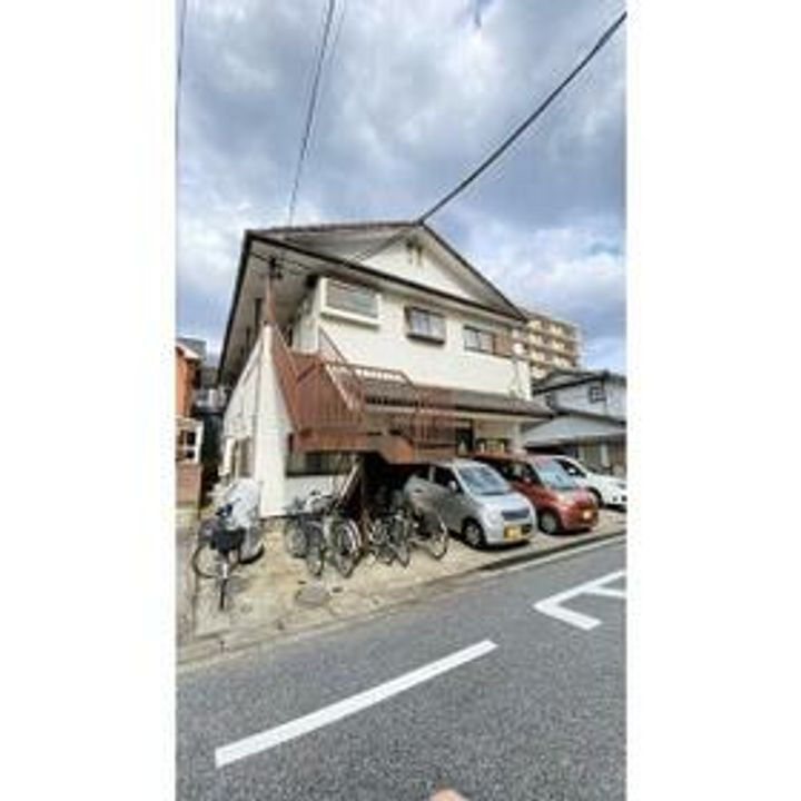 千葉県松戸市小山 賃貸アパート