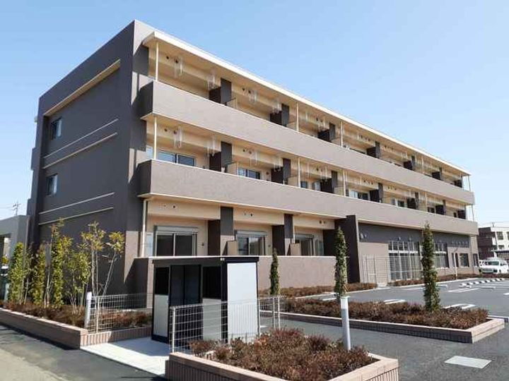 茨城県水戸市元吉田町 3階建 築4年10ヶ月