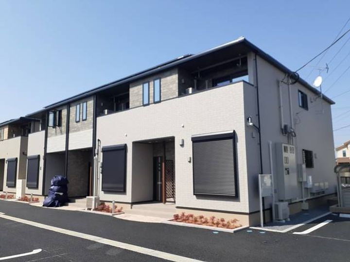 茨城県稲敷郡阿見町大字鈴木 2階建 築2年10ヶ月