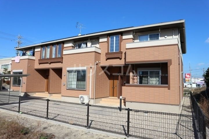 三重県桑名市長島町松ケ島 築11年2ヶ月 2階建