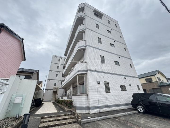 フローレス・コート