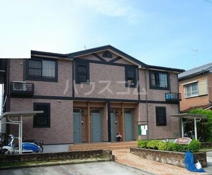 クロ−バ−スクエア