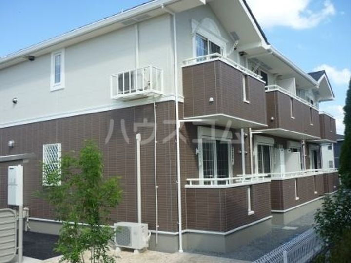 エムズ　サニーガーデンⅢ