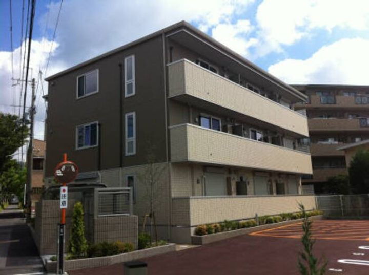 グランチョコレーヌ 3階建