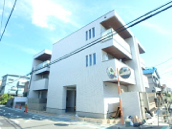 ＰＡＬＭＳ 3階建