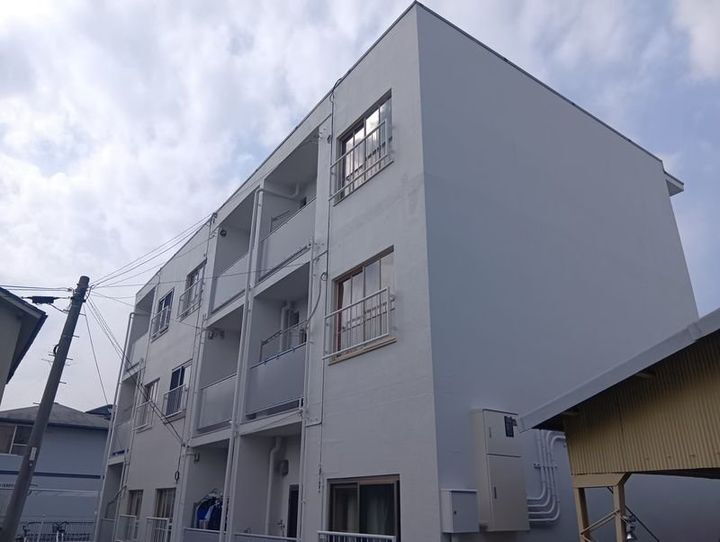 田村マンション 3階建