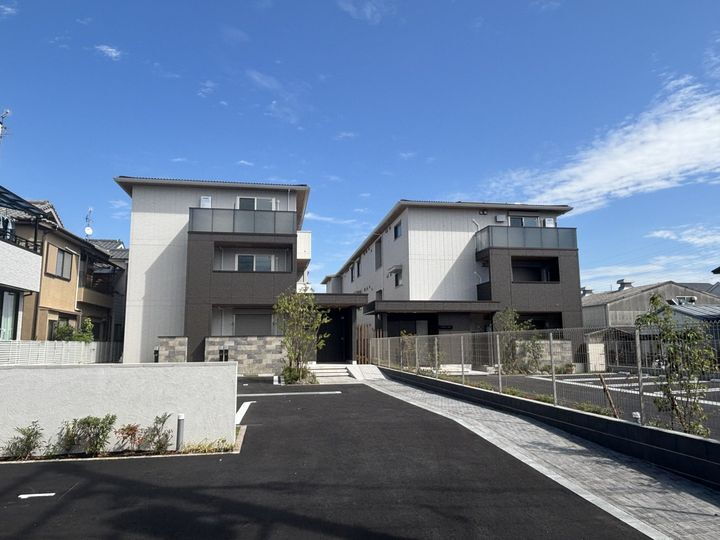 Ｄ－ｒｅｓｉｄｅｎｃｅ下田部Ｂ 3階建