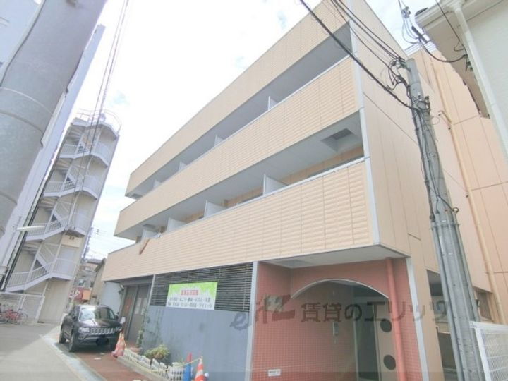 ベラフォーレ 5階建