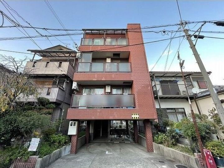 サンワライフマンション 4階建