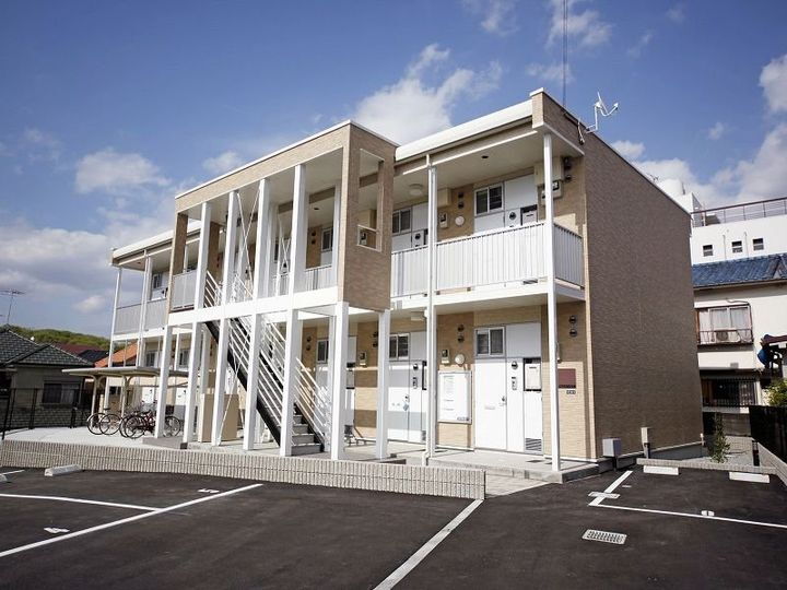レオパレス夢千里 2階建