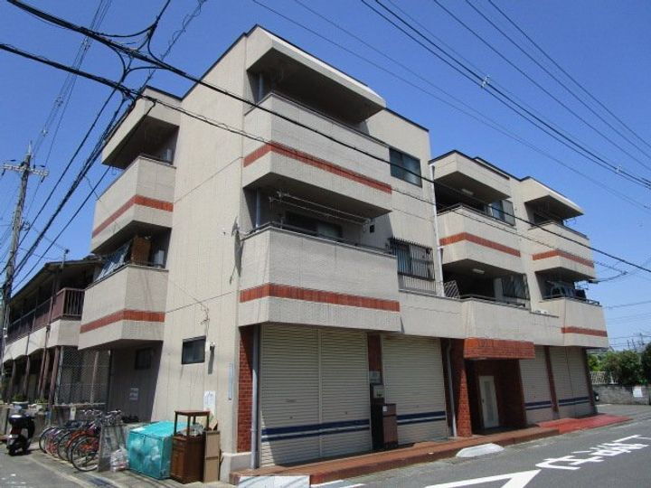 サンコーポＴ＆Ｋ 3階建