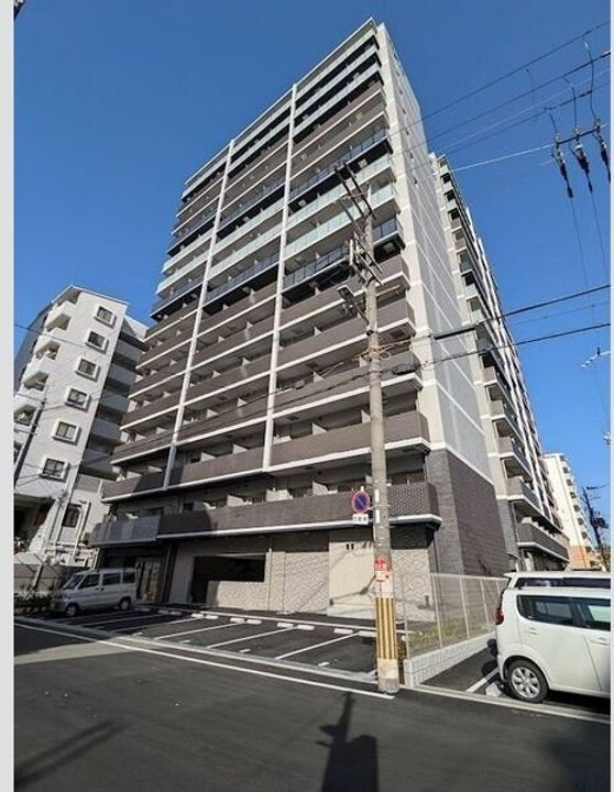 エスリード新大阪ザ・プレミアＷＥＳＴ 15階建