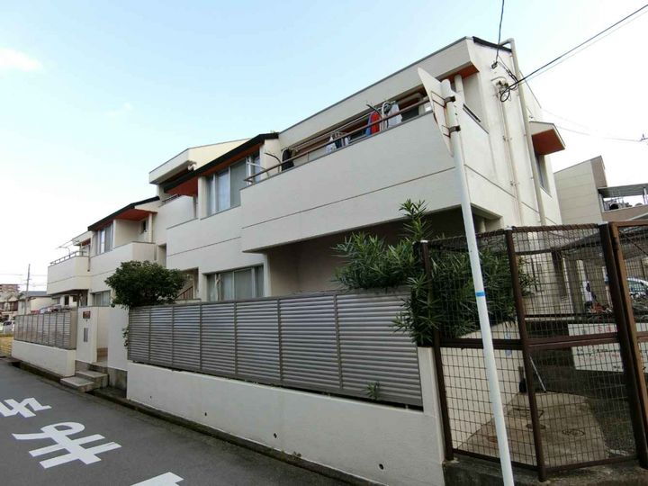 宮西ハイツ 3階建